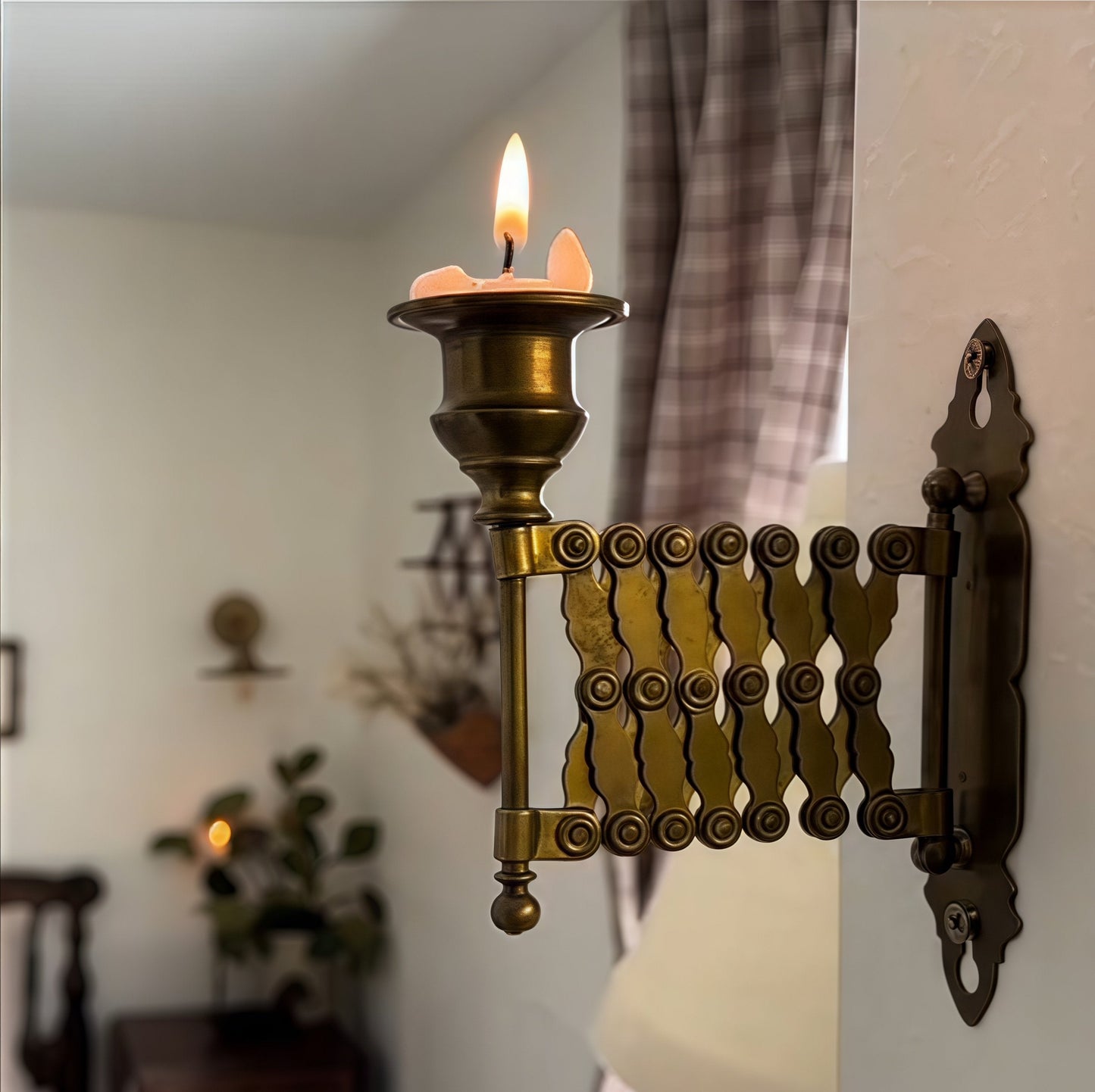Extending Taper Candle Holder