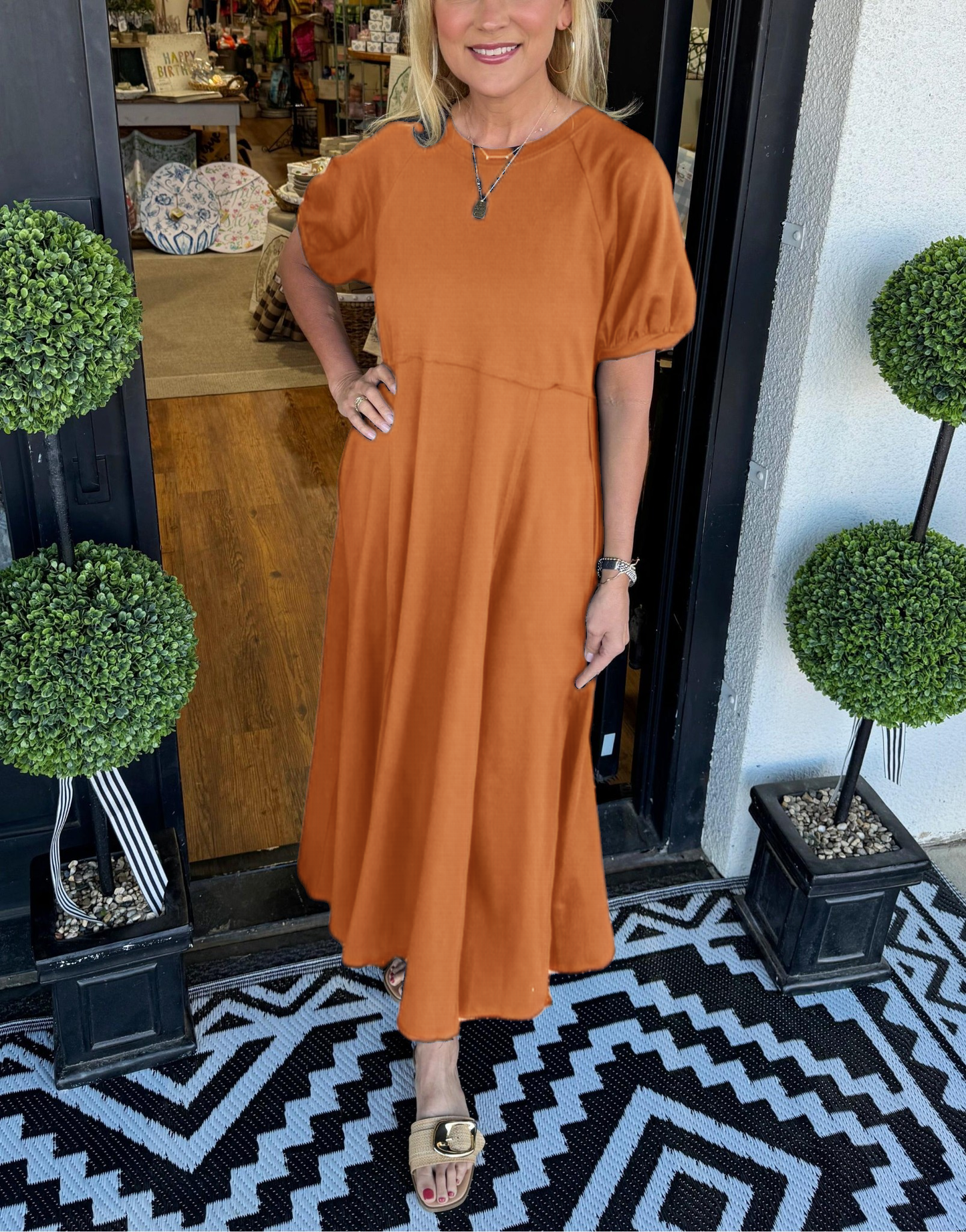 🔥Women's Solid Color Puff Sleeve Round Neck Long Dress(Buy 2 Free Shipping)
