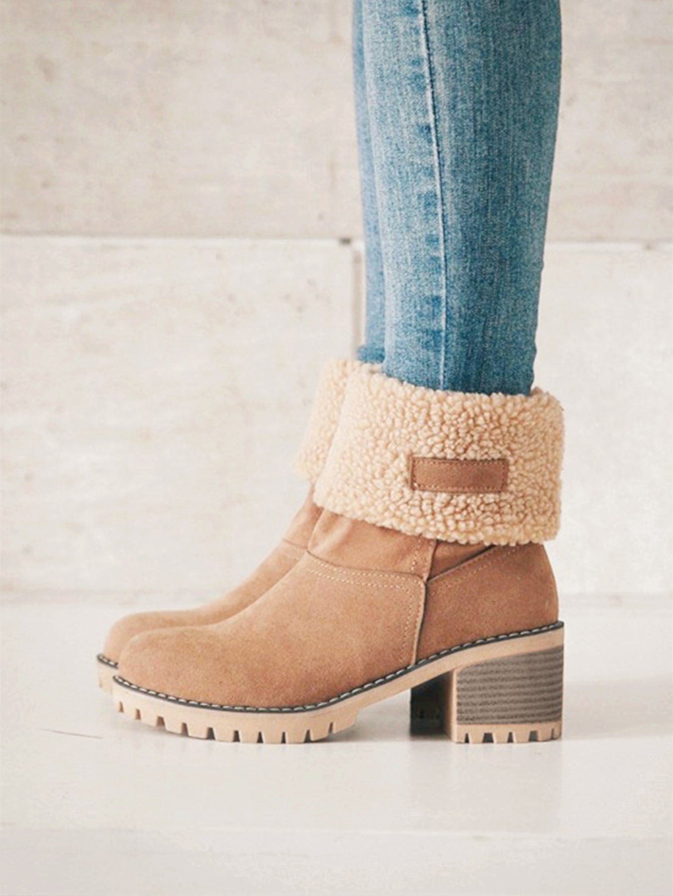 Suedette Cotton Lining Chunky Heeled Snow Boots