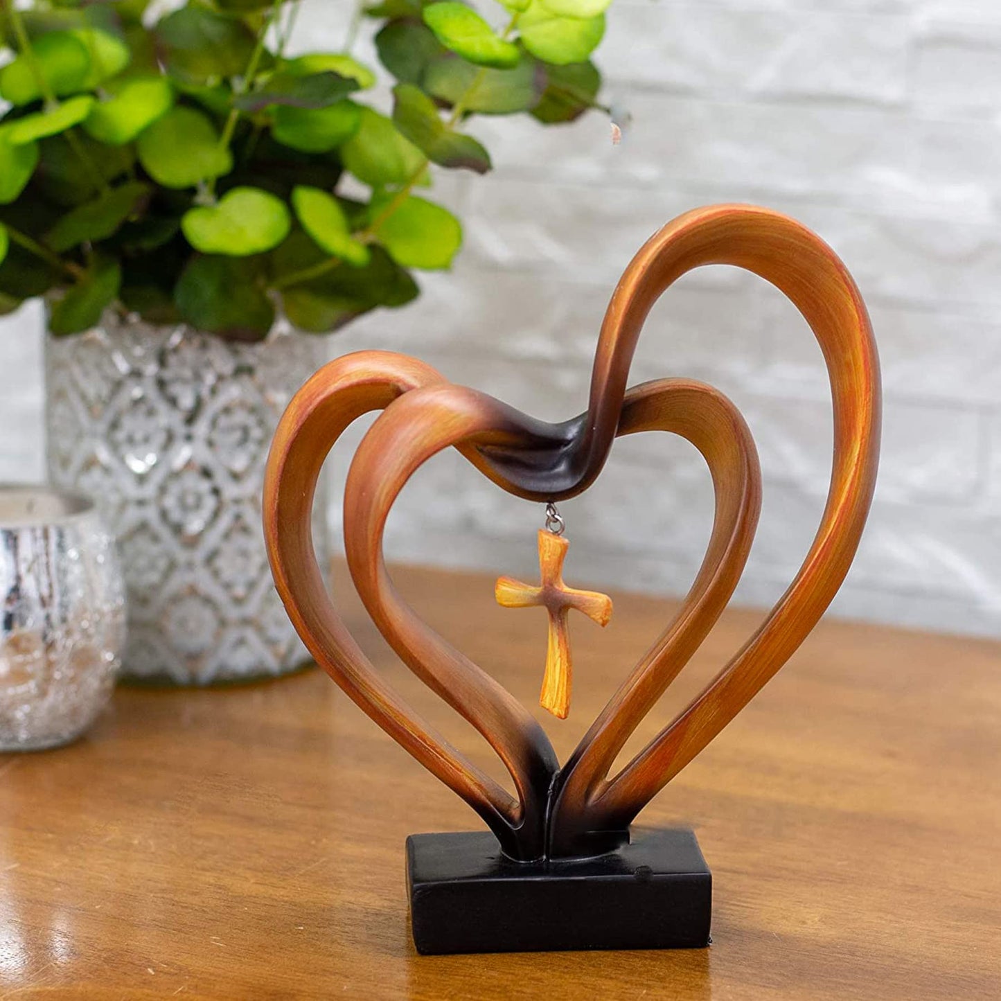 Easter Jesus Entwined Hearts Cross