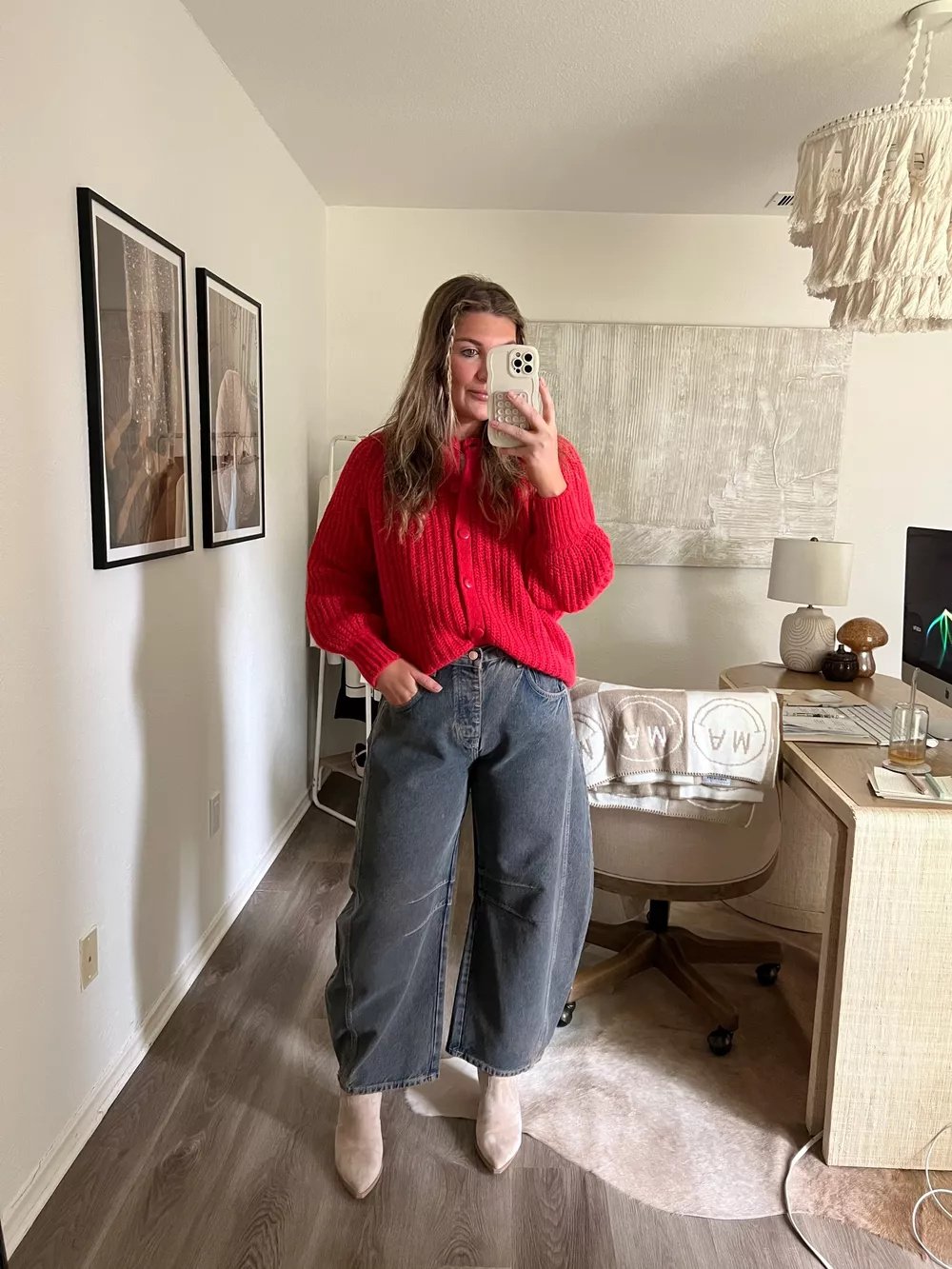 Casual And Trendy Mid-Rise Tube Jeans