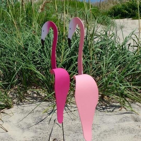Swirl Bird-A whimsical and dynamic bird that spins with the slight garden breeze