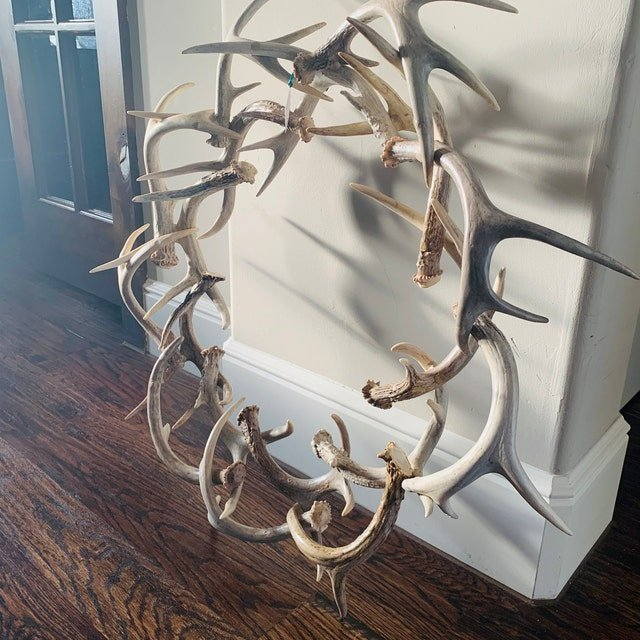 Rustic Farmhouse Antler Wreath