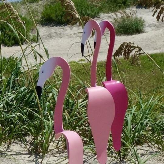 Swirl Bird-A whimsical and dynamic bird that spins with the slight garden breeze