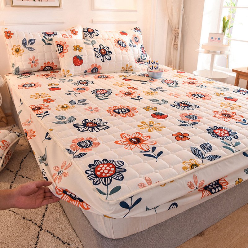 2024 Latest Breathable Silky Mattress Cover