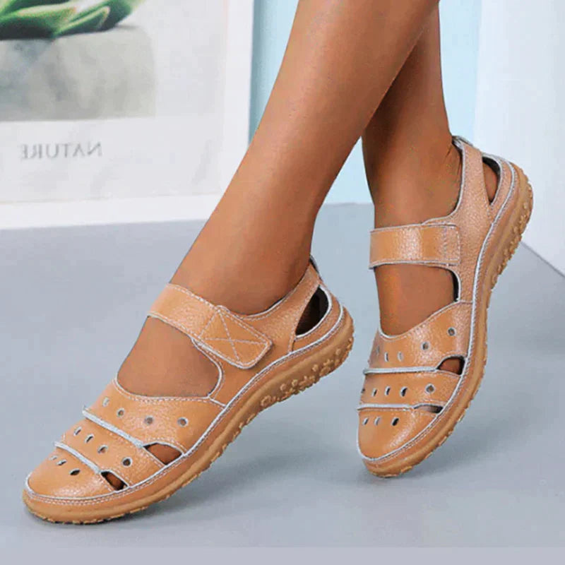 2024 Women's Hollow Hook Flat Sandals