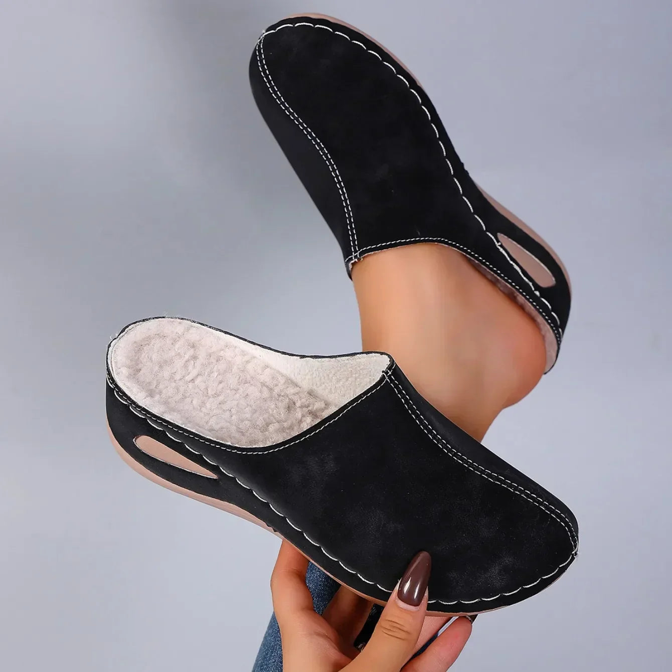 Women's round-toe fleece-lined wedge orthopedic clogs