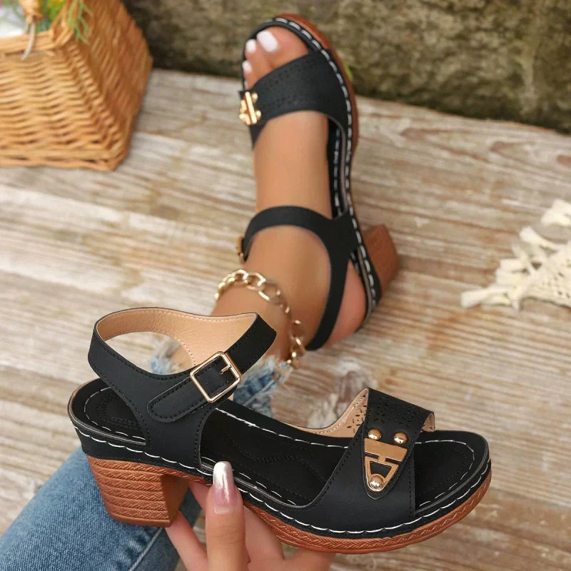 Women's Chunky Heeled Sandals