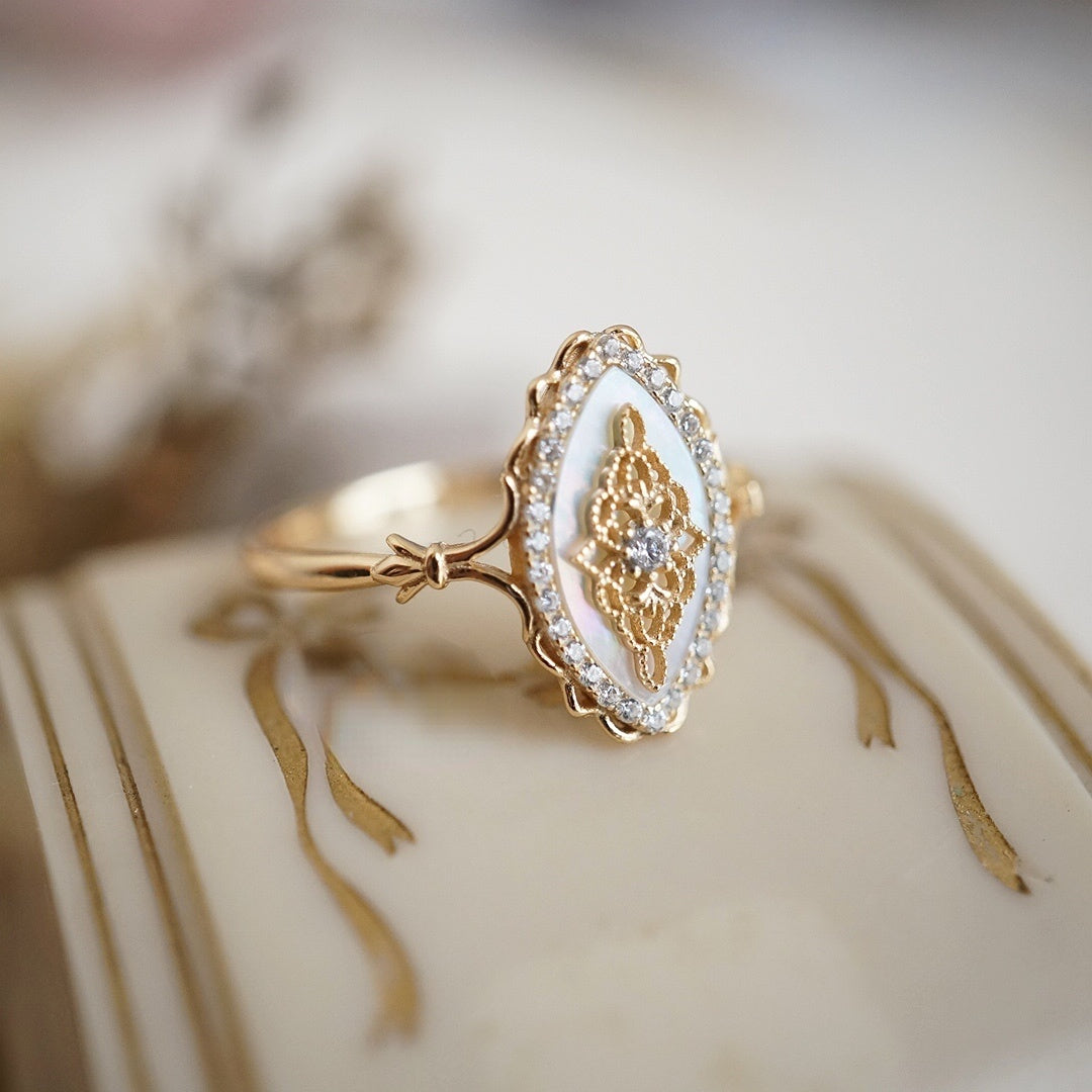 Natural Illusion White Shell Hollow Lace S925 Silver Gold Plated Vintage Ring