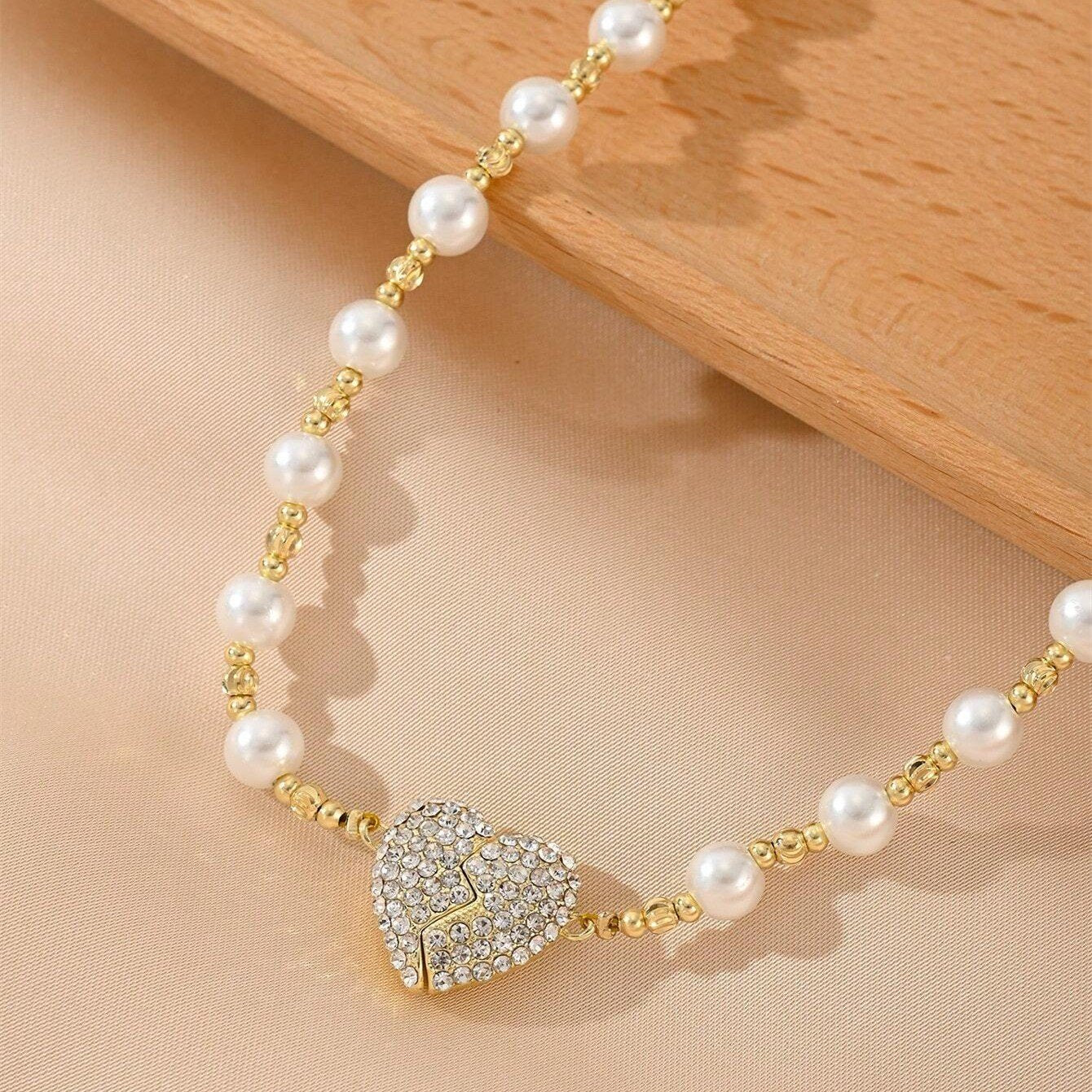 💖The Perfect Gift For Love And Elegance - Magnetic Heart Pearl Necklace 💖