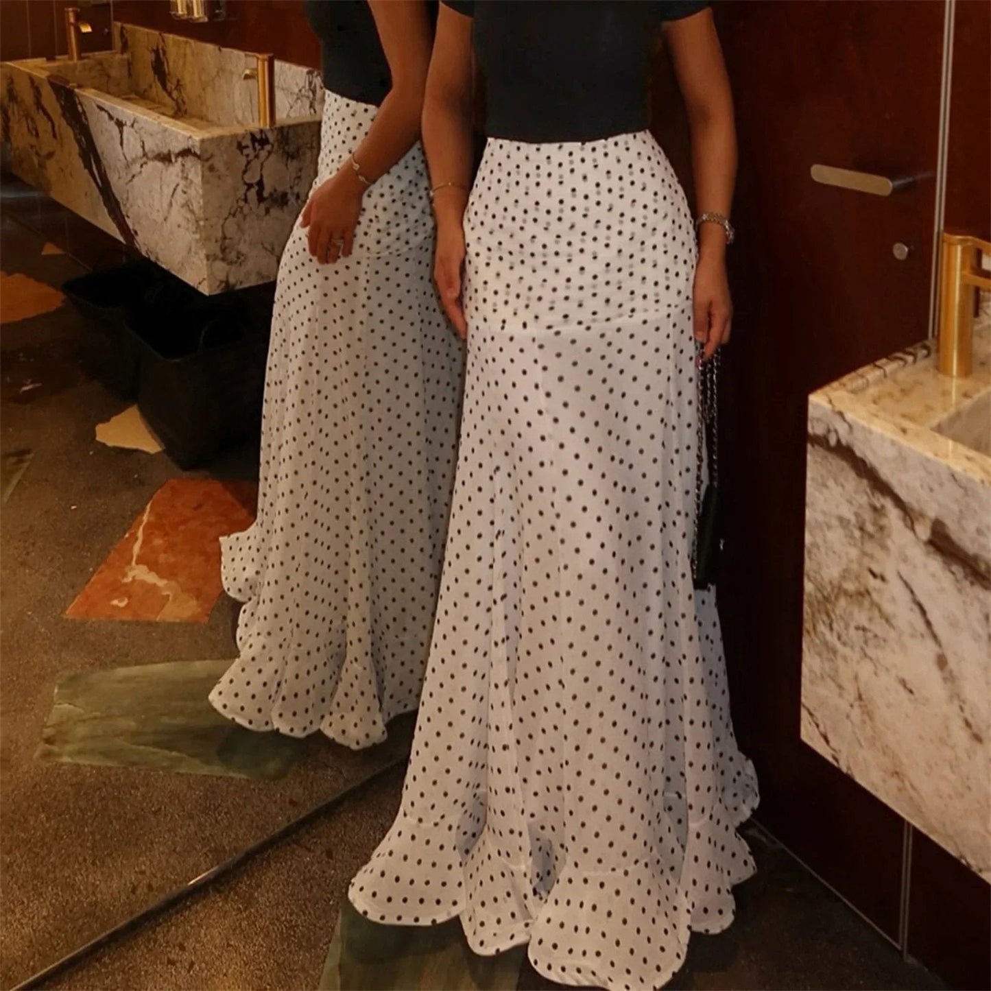 White & Black Polka Dot Floor-length Chiffon Skirt - Buy 2 items and get free shipping！