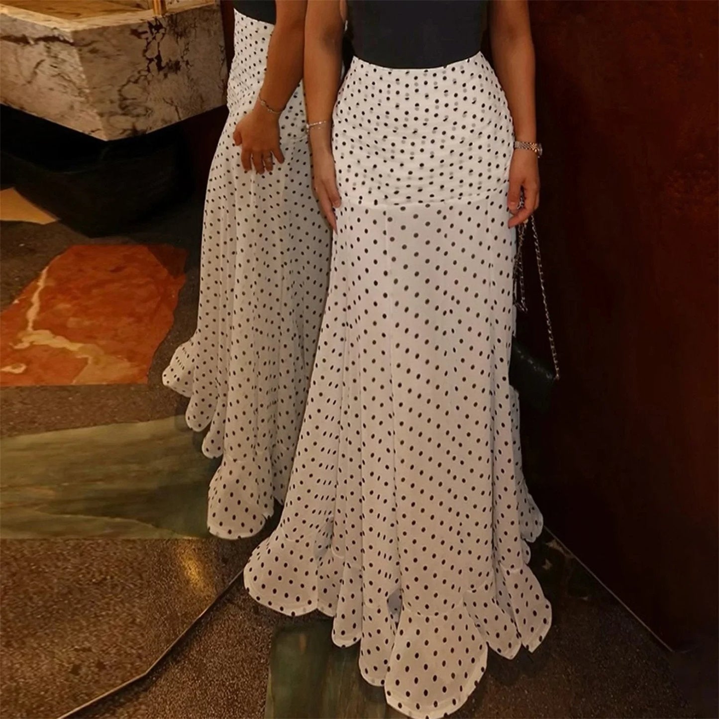 White & Black Polka Dot Floor-length Chiffon Skirt - Buy 2 items and get free shipping！