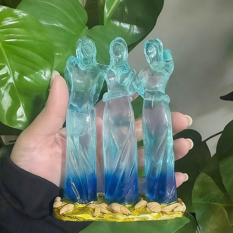 👩🏻‍🤝‍👩🏻Sisters By My Side, Celebrates Friendships Three Sisters Sculpture