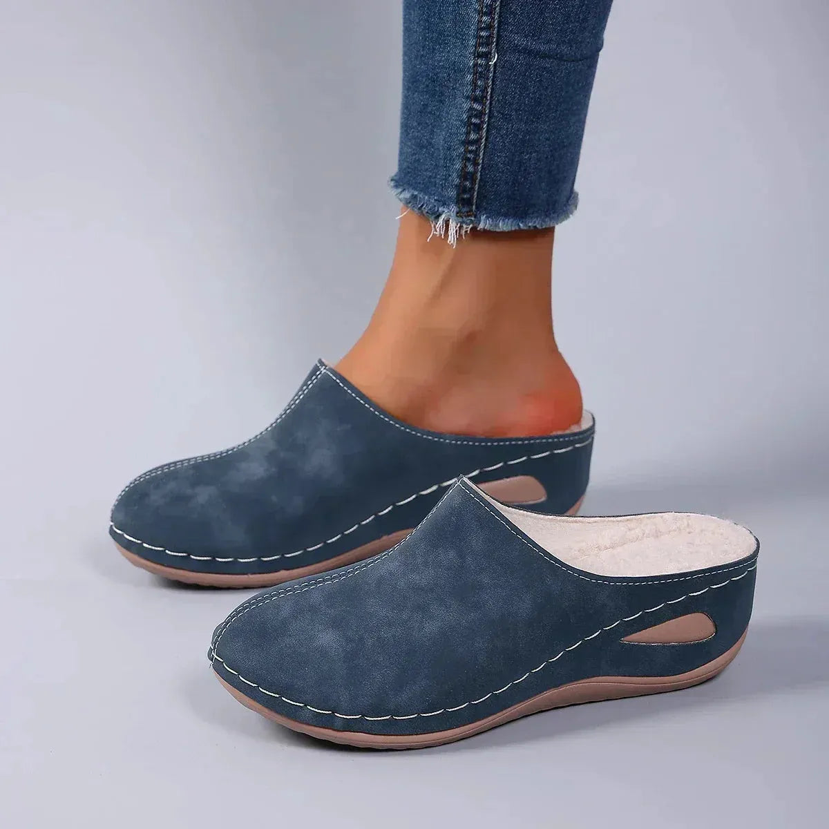 Women's round-toe fleece-lined wedge orthopedic clogs