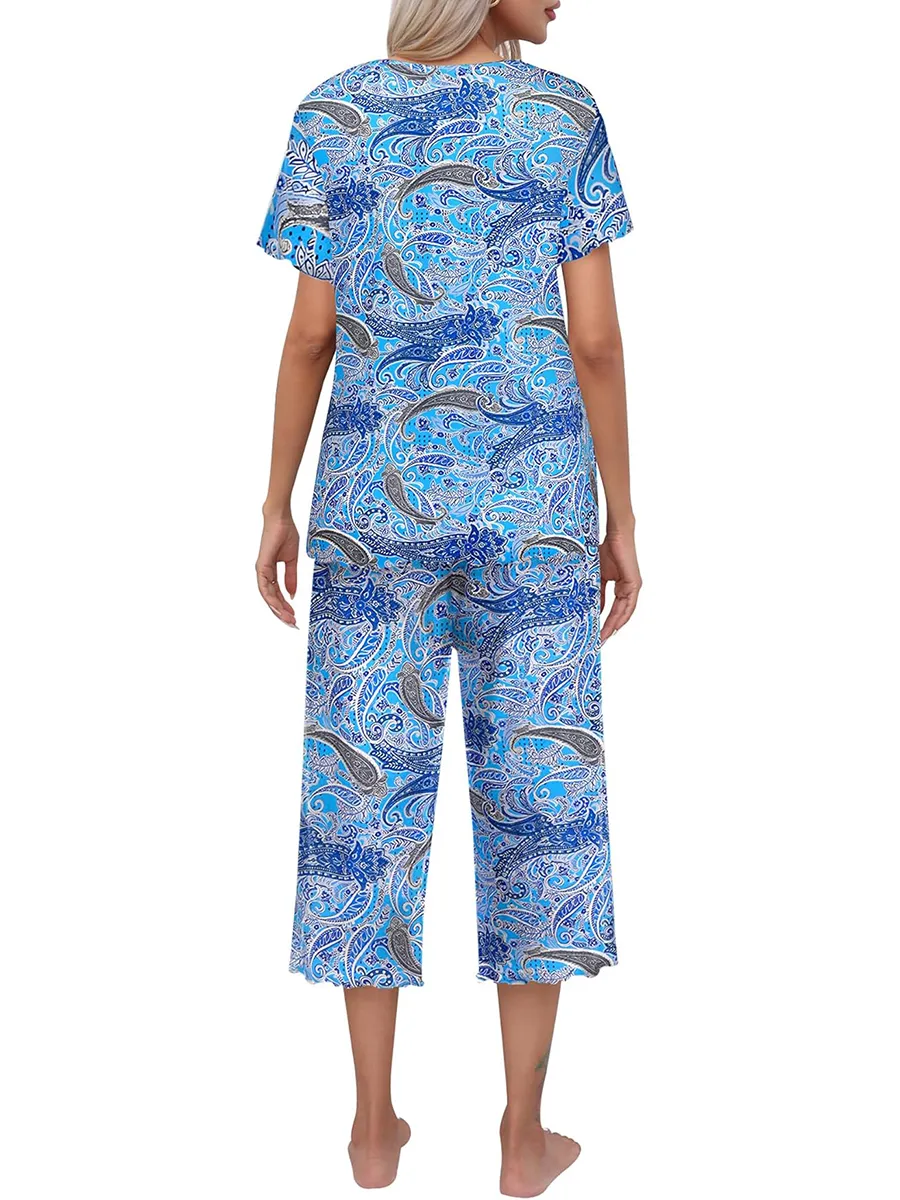 Women's Printed Short Sleeve Top With Capri Pants Lounge & Sleepwear Set