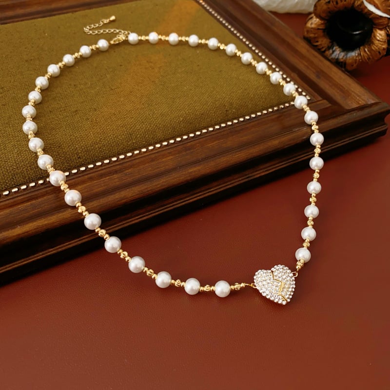 💖The Perfect Gift For Love And Elegance - Magnetic Heart Pearl Necklace 💖