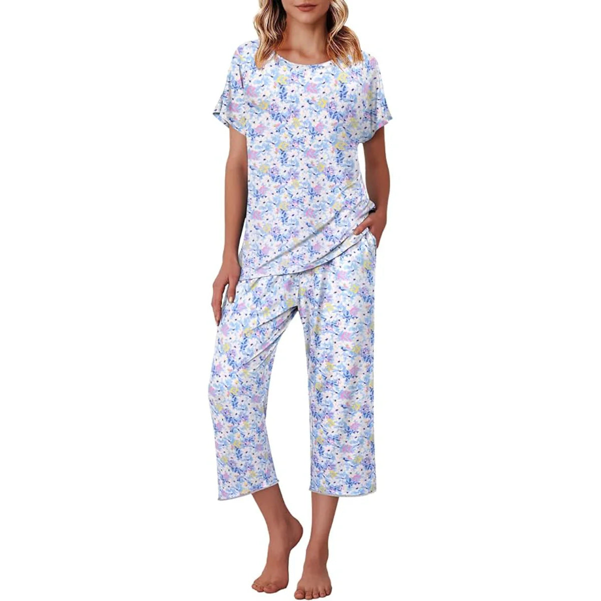 Women's Printed Short Sleeve Top With Capri Pants Lounge & Sleepwear Set