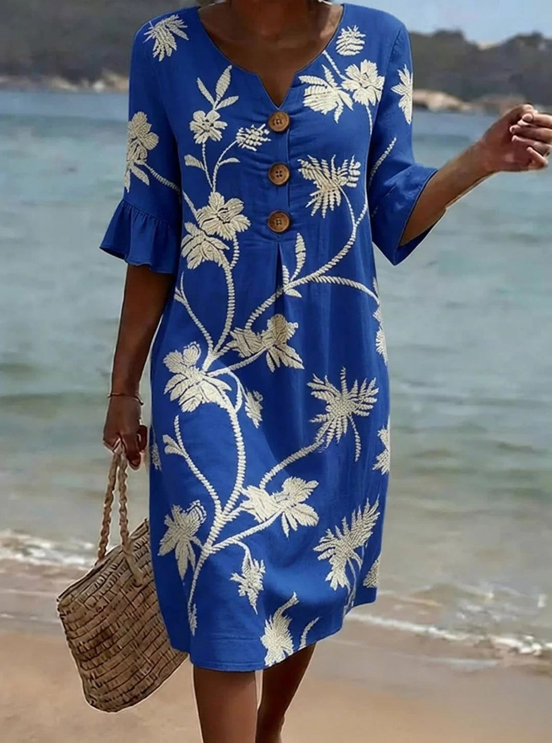 💃Women's Printed V-Neck Button-Up Midi Dress - A Perfect Vacation Outfit