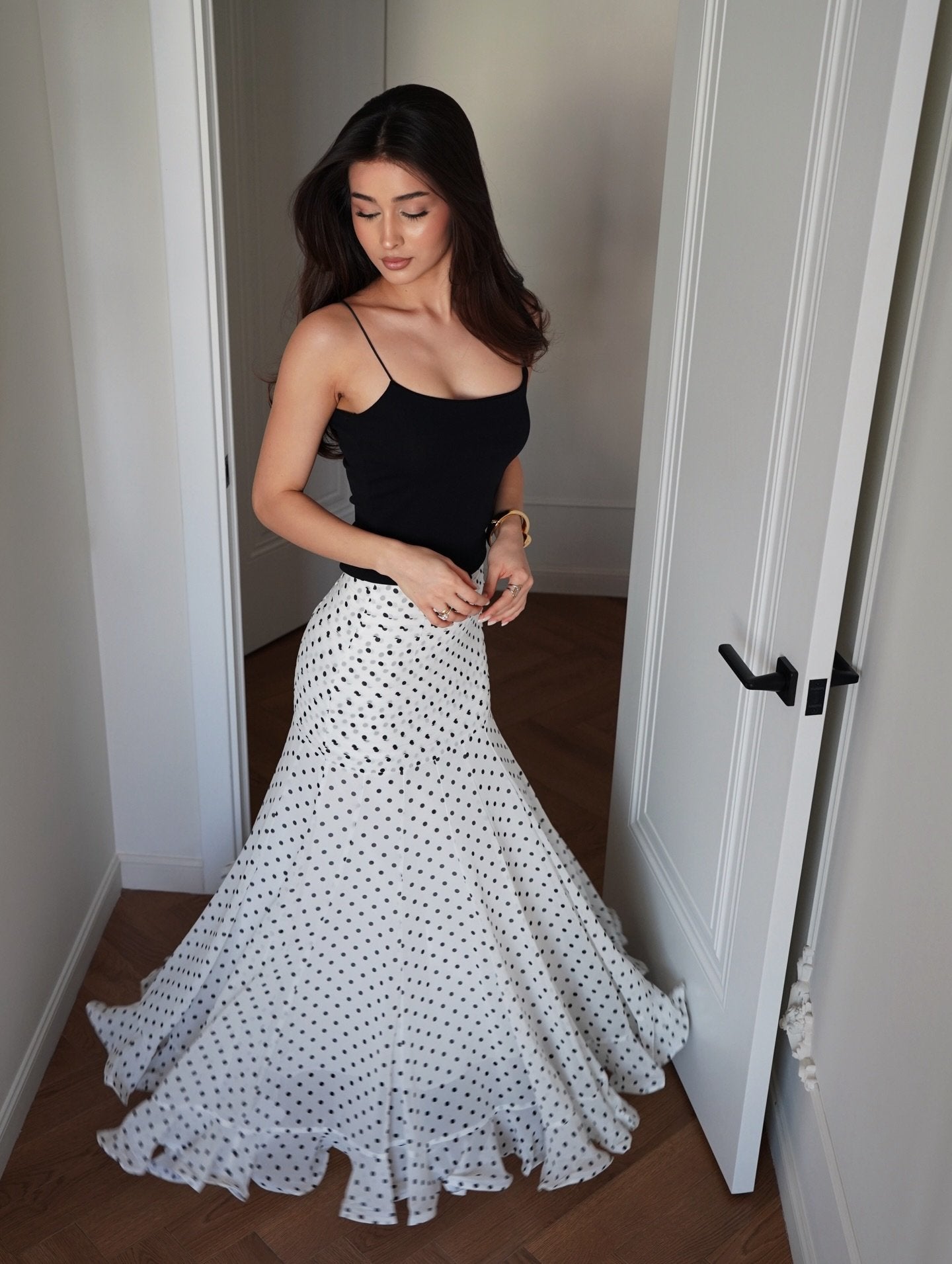 White & Black Polka Dot Floor-length Chiffon Skirt - Buy 2 items and get free shipping！