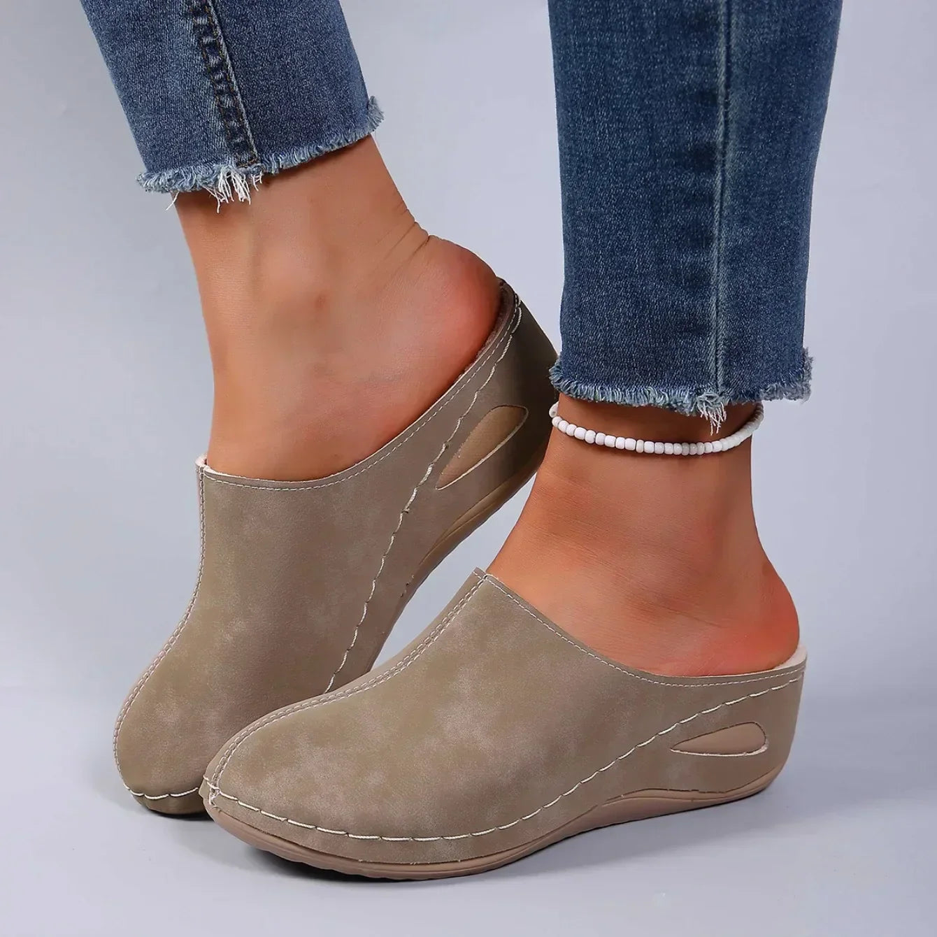 Women's round-toe fleece-lined wedge orthopedic clogs