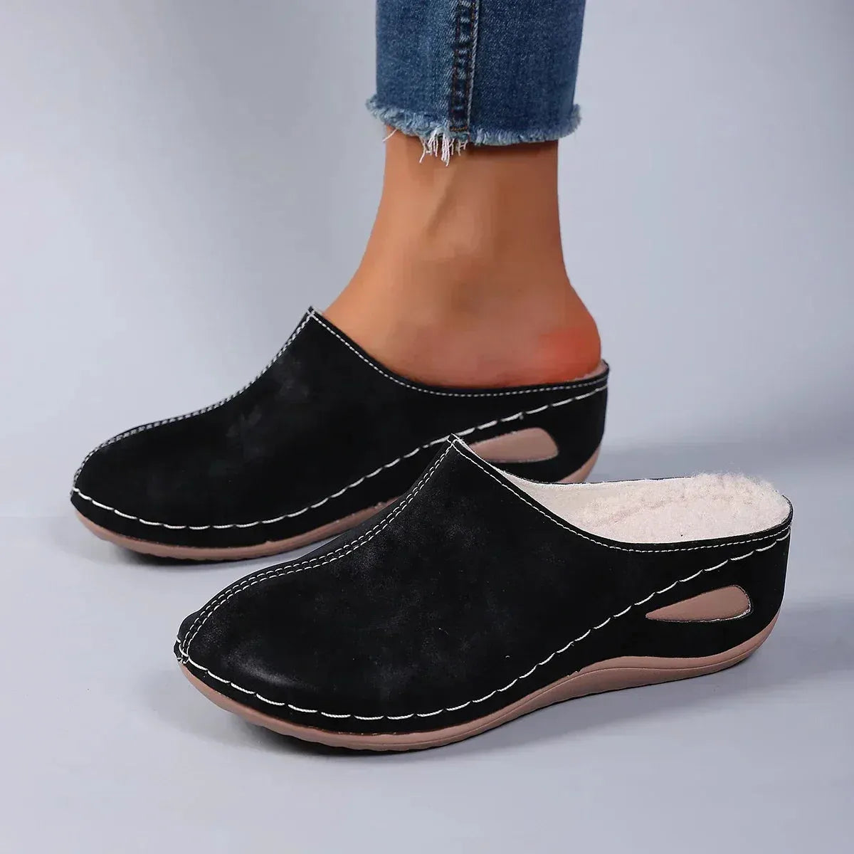 Women's round-toe fleece-lined wedge orthopedic clogs