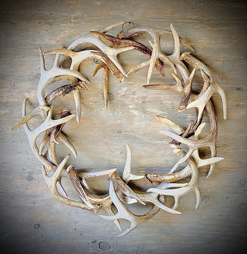 Rustic Farmhouse Antler Wreath