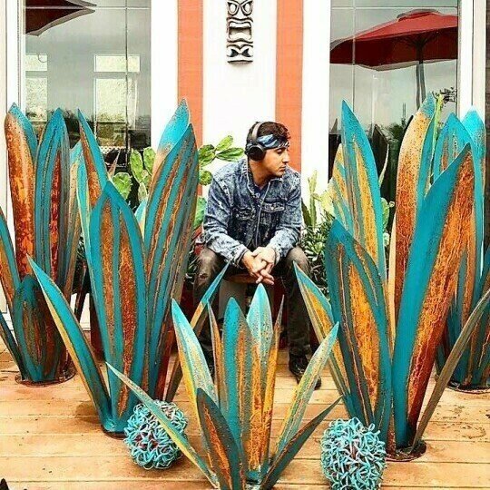 🎄53% OFF on the last day--Waterproof Solar Garden Agave Lamp