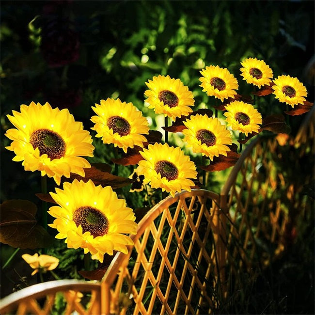 Solar Sunflower Outdoor Garden Light