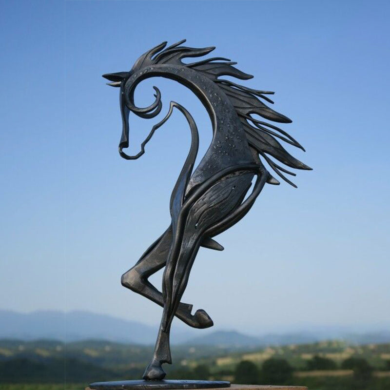 Kiss Horse Sculpture